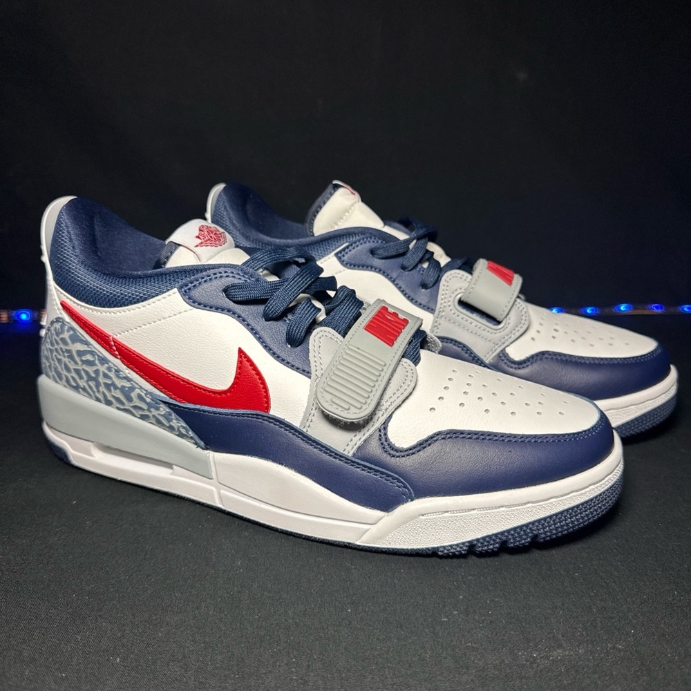 Nike Air Jordan Legacy 312 Low White/Varsity Red/Midnight Navy CD7069-164 Sz 9.5